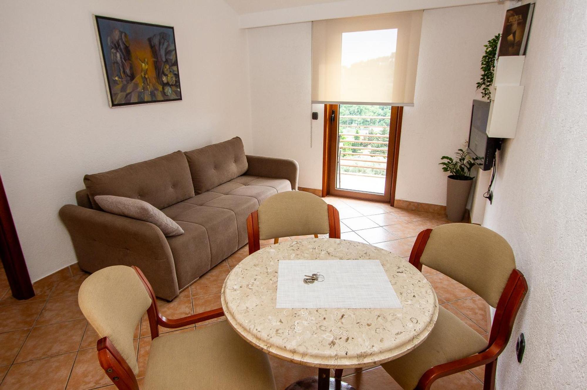 Guest House Jedro Petrovac Exterior photo