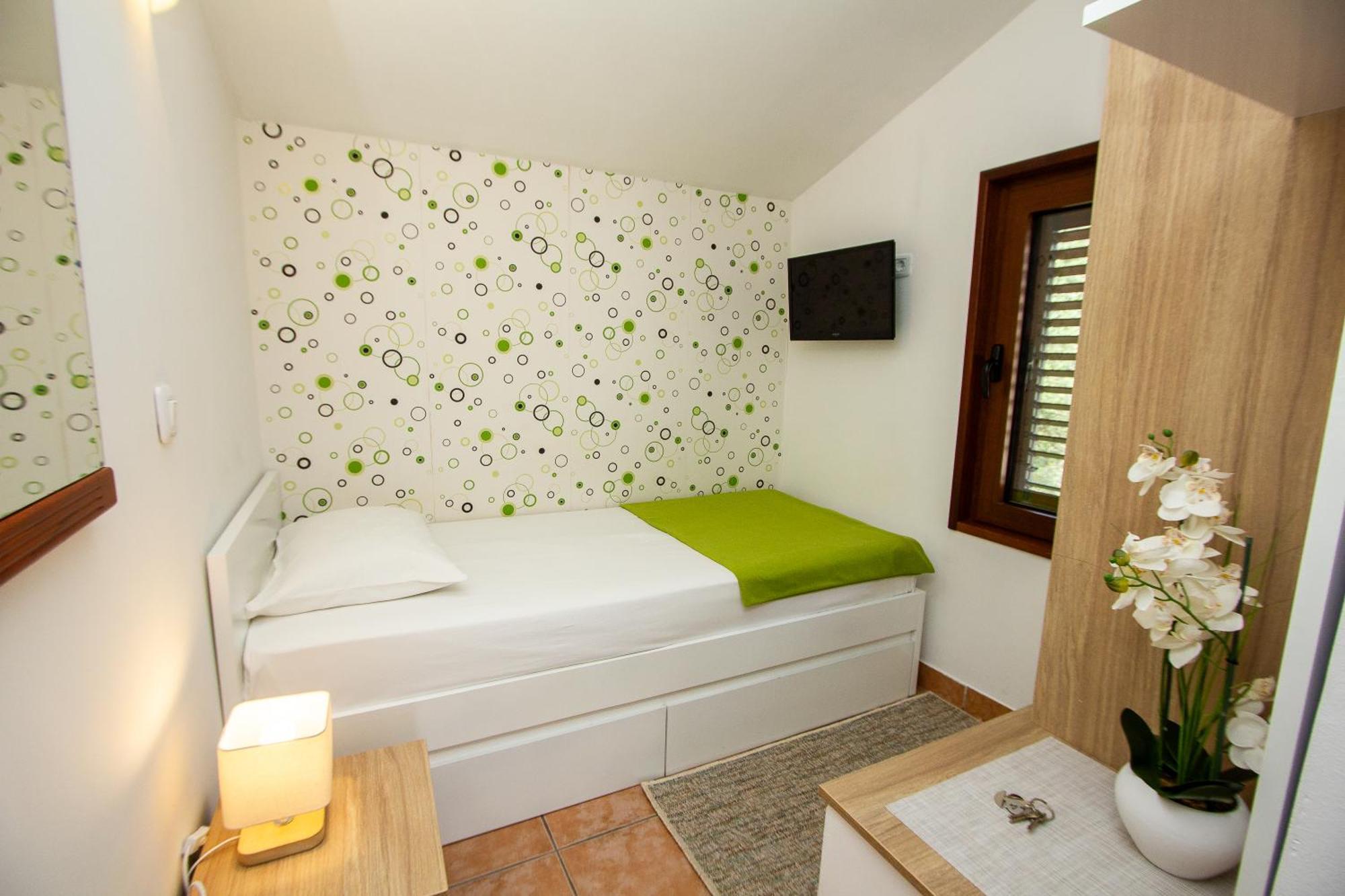 Guest House Jedro Petrovac Exterior photo