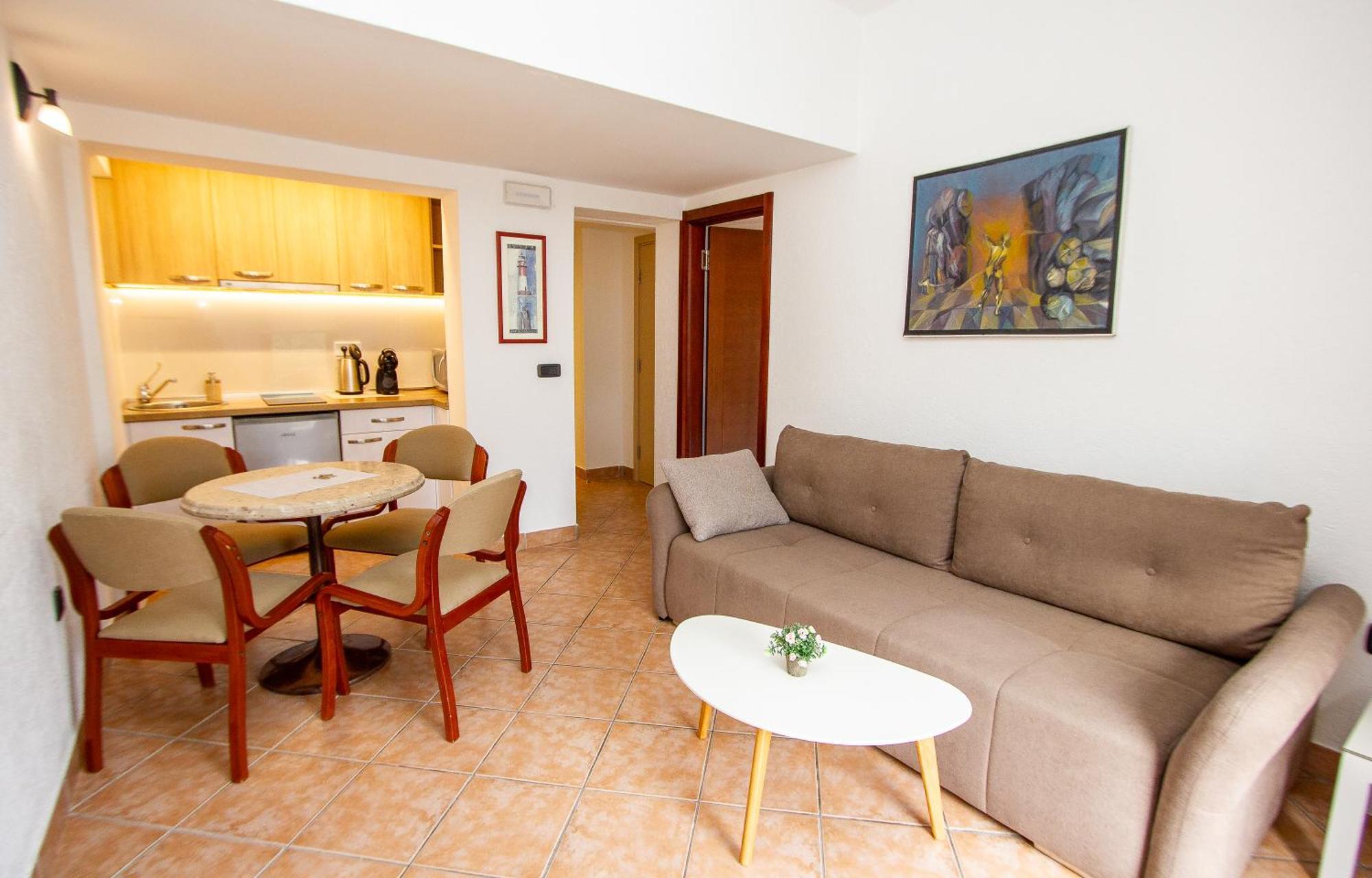 Guest House Jedro Petrovac Exterior photo