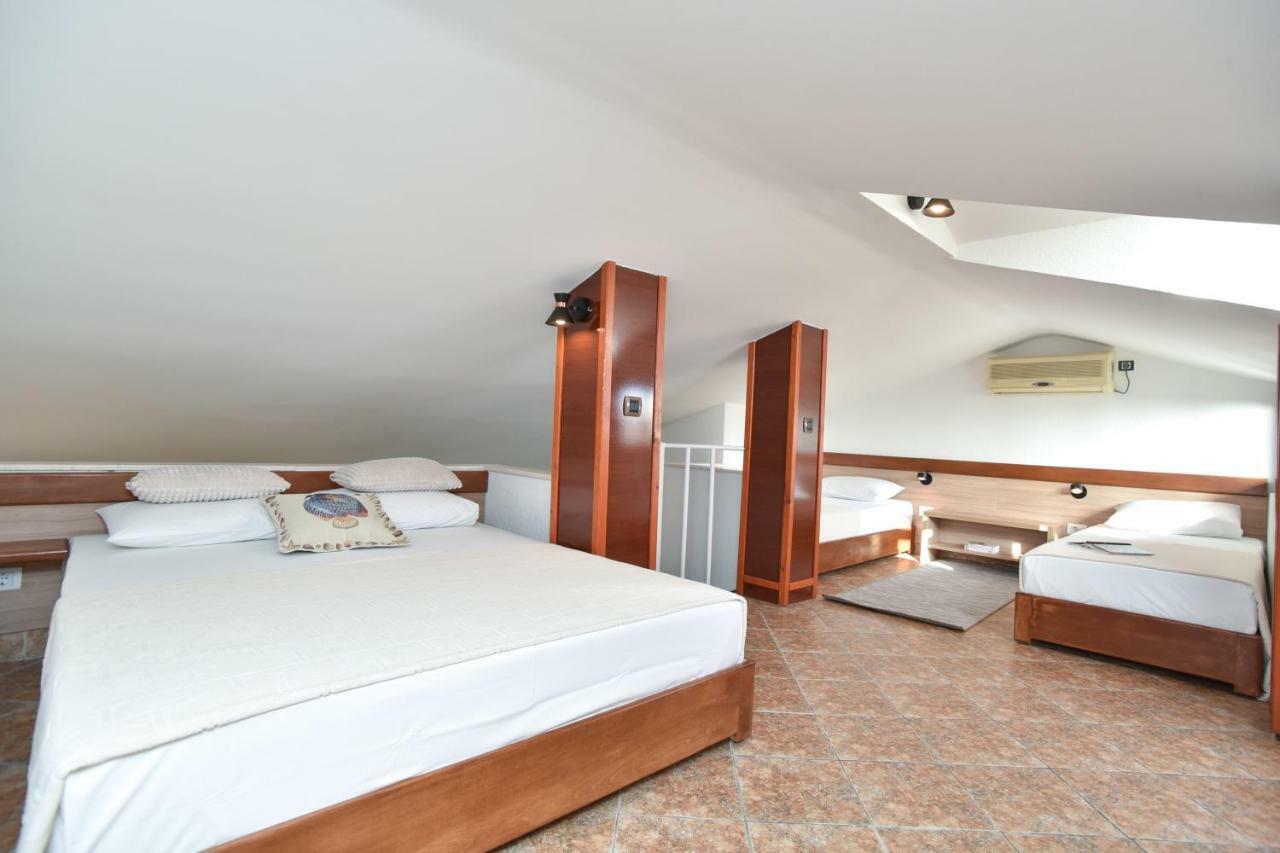 Guest House Jedro Petrovac Exterior photo